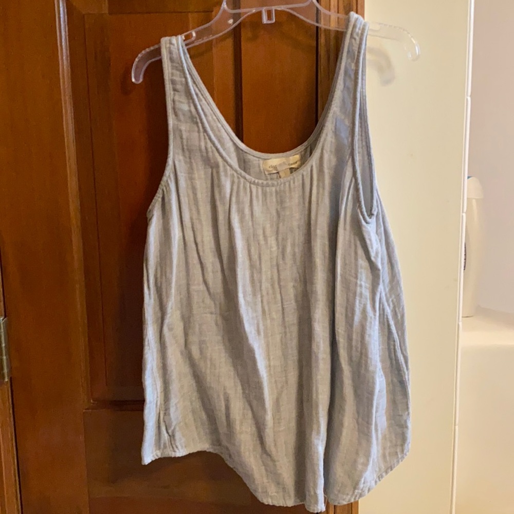 Anthropologie- Cloth & Stone grey tank top with open back feature
